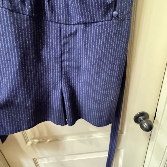 Banana Republic Navy Pinstripe Sleeveless Romper – Size 2 - Picture 4 of 6